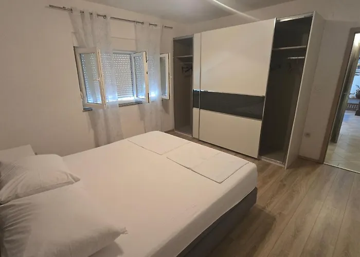 A Cozy And Private With A Spectacular View Ražanac